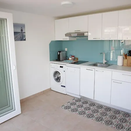 Authentic Holiday Overlooking The Bay Vodice