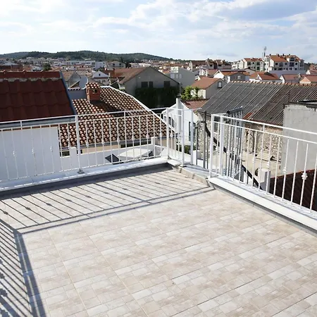 Authentic Holiday Overlooking The Bay Vodice